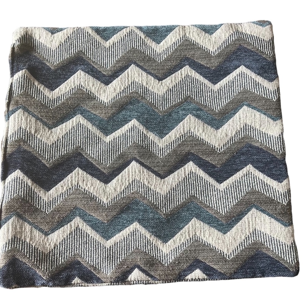 Decorative pillow case
